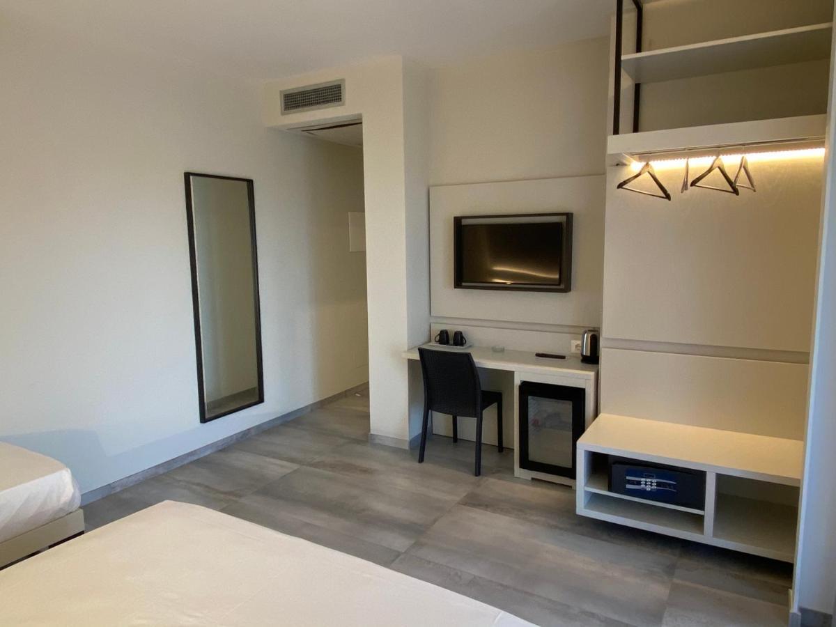 Gabriel Holidays Tropea Exterior photo