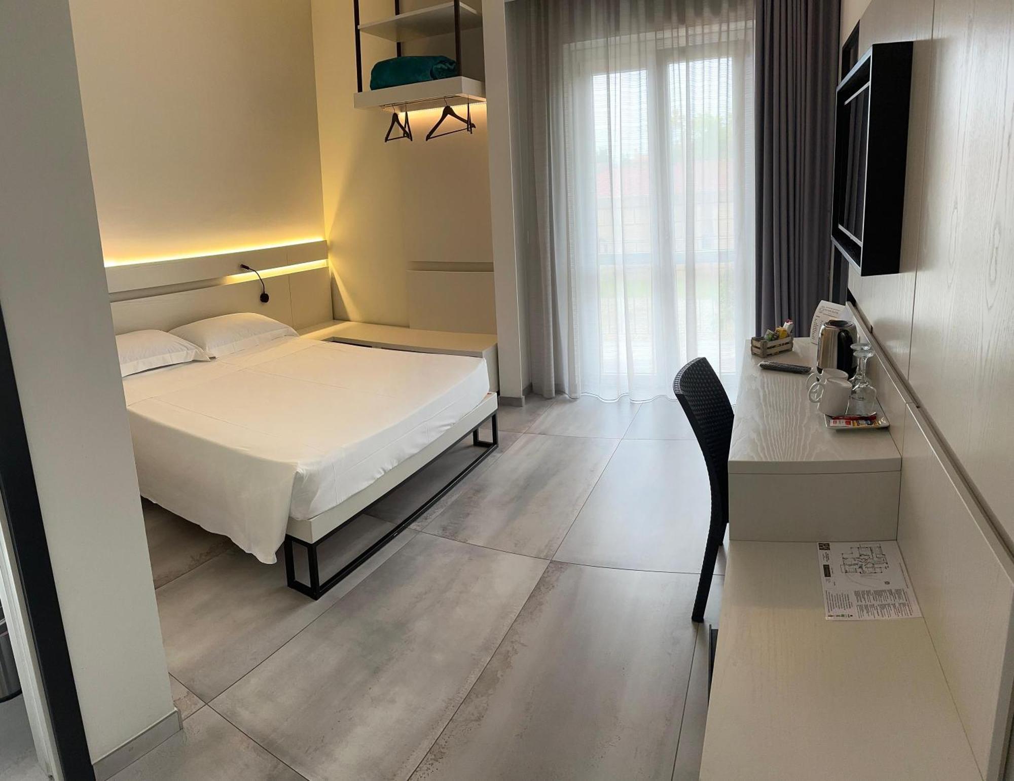 Gabriel Holidays Tropea Exterior photo